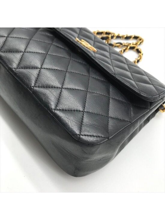Chanel CC Logo Push Lock Quilted Lambskin Chain Shoulder Bag Black - Picture 4 of 10